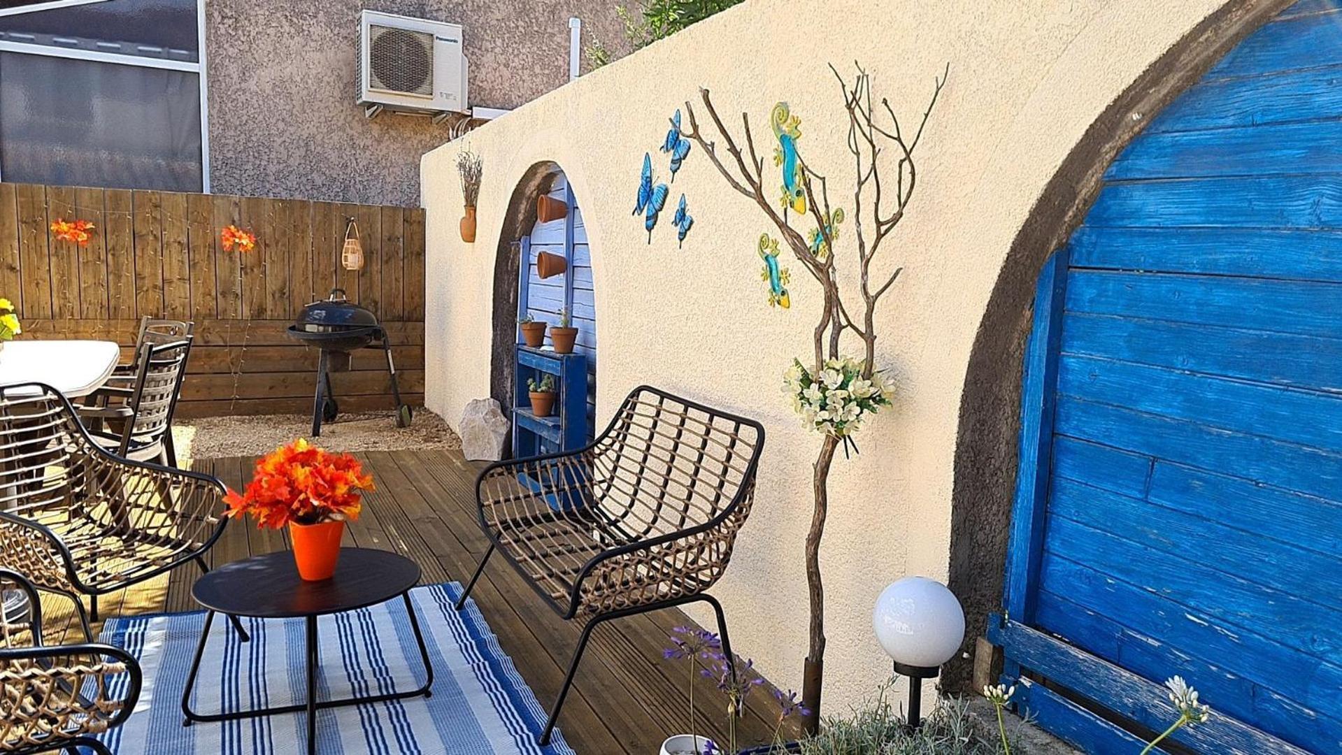 Maison Chaleureuse A Uzes Exterior photo